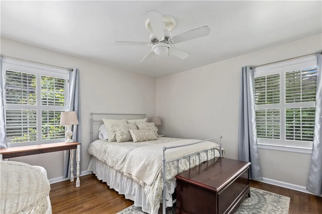 305 Forest Valley Court, Atlanta, Georgia 30342, 4 Bedrooms Bedrooms, ,2 BathroomsBathrooms,Residential,Sold,305 Forest Valley Court,6737440