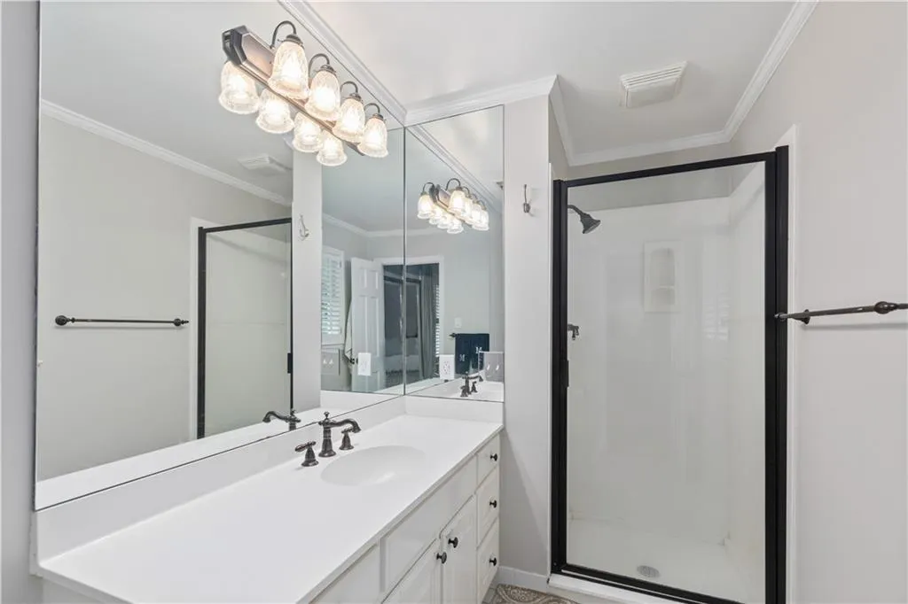 305 Forest Valley Court, Atlanta, Georgia 30342, 4 Bedrooms Bedrooms, ,2 BathroomsBathrooms,Residential,Sold,305 Forest Valley Court,6737440