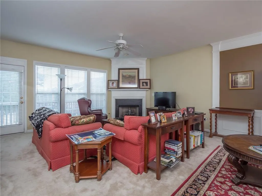 4913 Payson Way Unit 4913, Atlanta, Georgia 30339, 3 Bedrooms Bedrooms, ,2 BathroomsBathrooms,Residential,Sold,4913 Payson Way Unit 4913,5691969