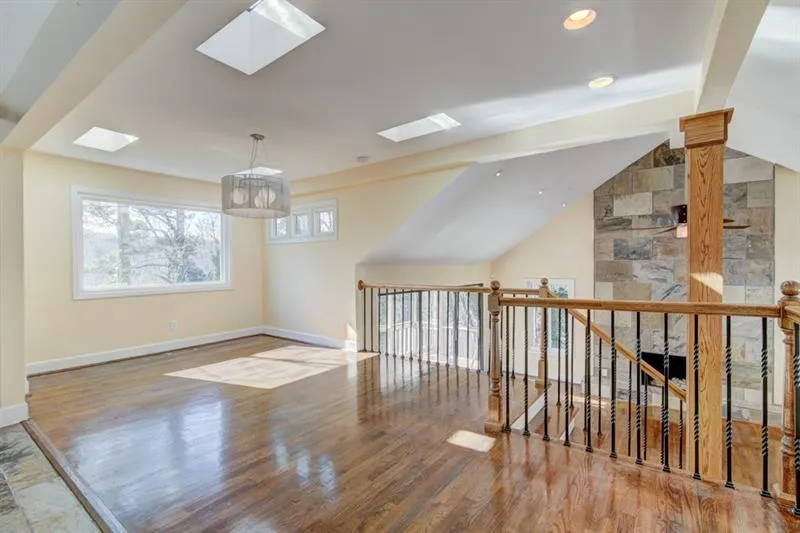 350 River Knoll Drive Nw, Atlanta, Georgia 30328, 4 Bedrooms Bedrooms, ,4 BathroomsBathrooms,Residential,Sold,350 River Knoll Drive Nw,6585604