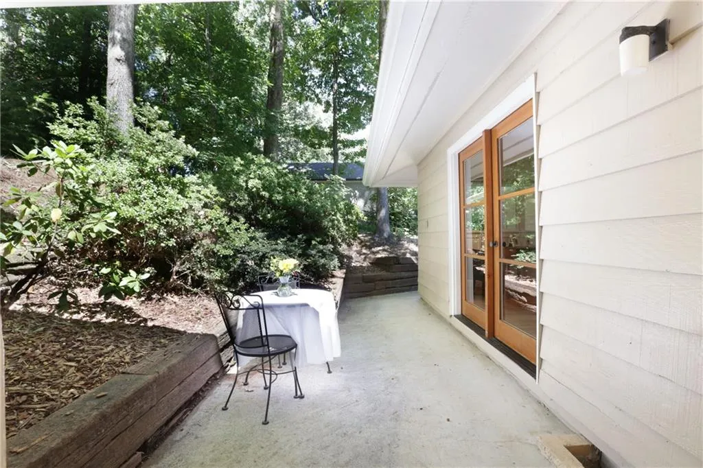 7205 Duncourtney Drive, Atlanta, Georgia 30328, 3 Bedrooms Bedrooms, ,2 BathroomsBathrooms,Residential,Sold,7205 Duncourtney Drive,5905651