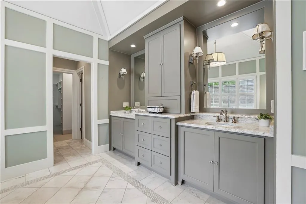 630 Timm Valley Road Ne, Atlanta, Georgia 30305, 6 Bedrooms Bedrooms, 0 ,5 BathroomsBathrooms,Residential,For Sale,630 Timm Valley Road Ne,7837998