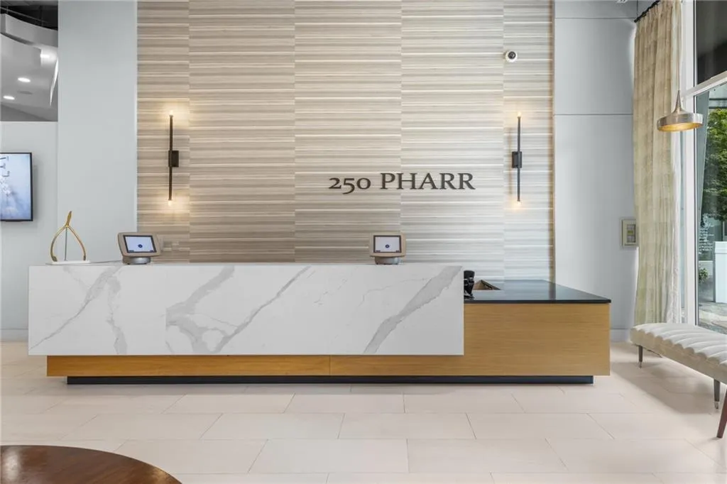 250 Pharr Road Ne Unit 1517, Atlanta, Georgia 30305, 1 Bedroom Bedrooms, ,1 BathroomBathrooms,Residential,For Sale,250 Pharr Road Ne Unit 1517,7608757