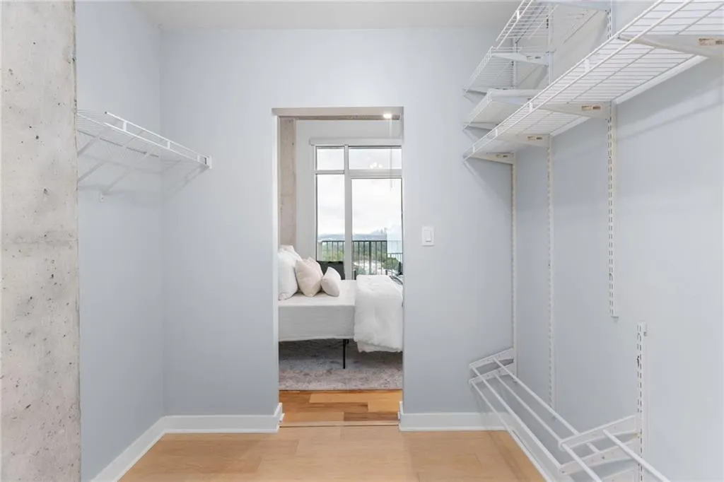 250 Pharr Road Ne Unit 1517, Atlanta, Georgia 30305, 1 Bedroom Bedrooms, ,1 BathroomBathrooms,Residential,For Sale,250 Pharr Road Ne Unit 1517,7608757