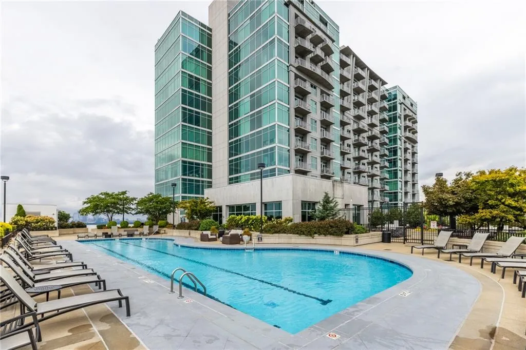 250 Pharr Road Ne Unit 1517, Atlanta, Georgia 30305, 1 Bedroom Bedrooms, ,1 BathroomBathrooms,Residential,For Sale,250 Pharr Road Ne Unit 1517,7608757