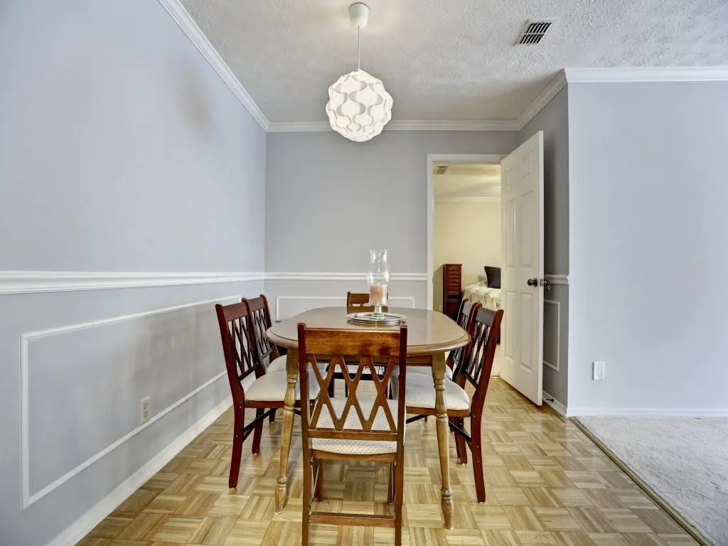304 Gettysburg Place Unit 304, Sandy Springs, Georgia 30350, 2 Bedrooms Bedrooms, ,2 BathroomsBathrooms,Residential,Sold,304 Gettysburg Place Unit 304,5702961