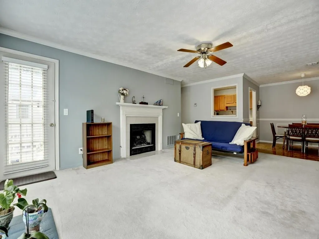 304 Gettysburg Place Unit 304, Sandy Springs, Georgia 30350, 2 Bedrooms Bedrooms, ,2 BathroomsBathrooms,Residential,Sold,304 Gettysburg Place Unit 304,5702961