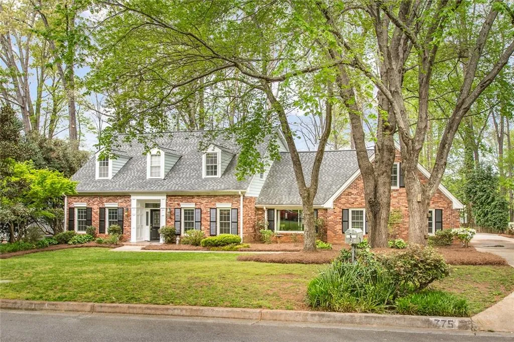 775 Old Campus Trail, Atlanta, Georgia 30328, 5 Bedrooms Bedrooms, ,3 BathroomsBathrooms,Residential,Sold,775 Old Campus Trail,6535276
