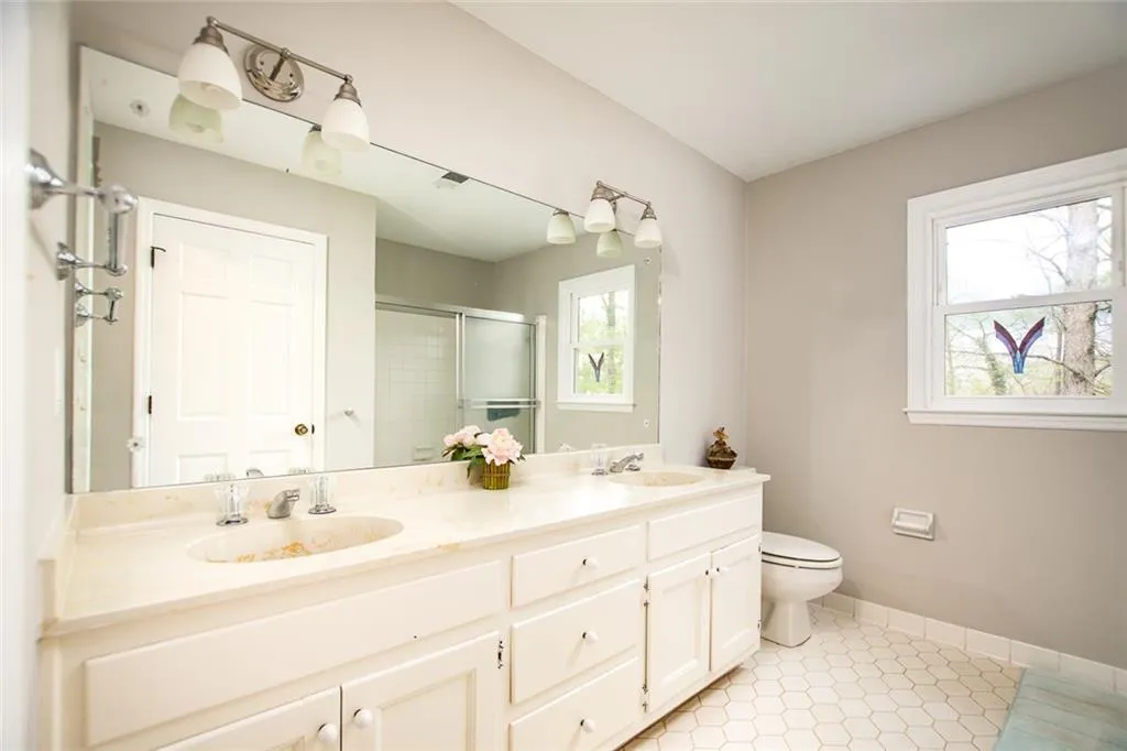 775 Old Campus Trail, Atlanta, Georgia 30328, 5 Bedrooms Bedrooms, ,3 BathroomsBathrooms,Residential,Sold,775 Old Campus Trail,6535276
