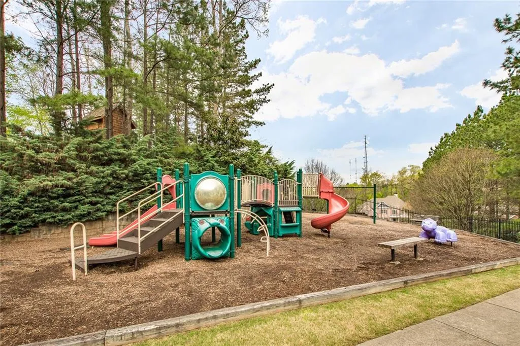 775 Old Campus Trail, Atlanta, Georgia 30328, 5 Bedrooms Bedrooms, ,3 BathroomsBathrooms,Residential,Sold,775 Old Campus Trail,6535276
