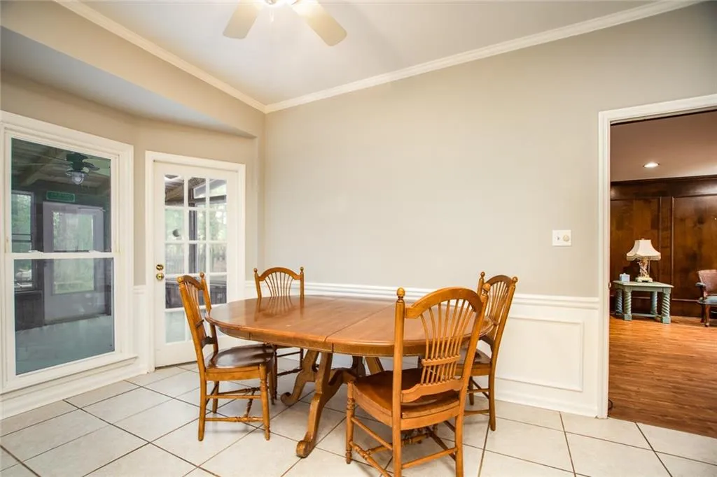 775 Old Campus Trail, Atlanta, Georgia 30328, 5 Bedrooms Bedrooms, ,3 BathroomsBathrooms,Residential,Sold,775 Old Campus Trail,6535276