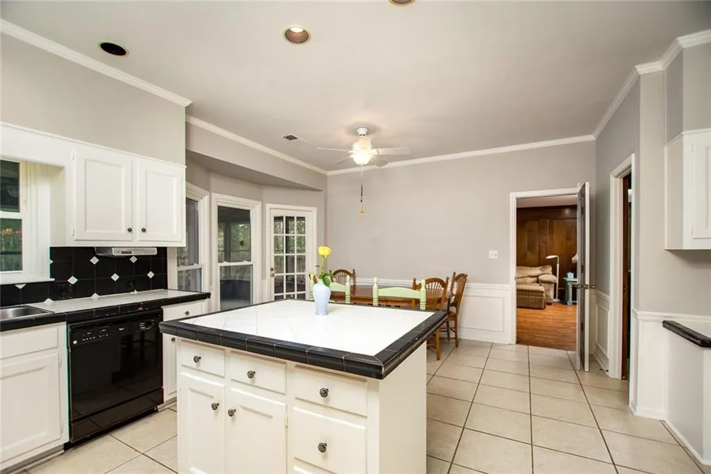 775 Old Campus Trail, Atlanta, Georgia 30328, 5 Bedrooms Bedrooms, ,3 BathroomsBathrooms,Residential,Sold,775 Old Campus Trail,6535276