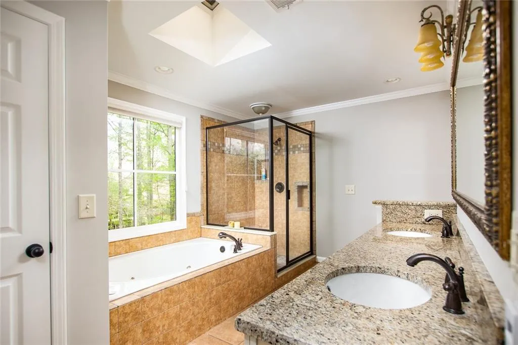 775 Old Campus Trail, Atlanta, Georgia 30328, 5 Bedrooms Bedrooms, ,3 BathroomsBathrooms,Residential,Sold,775 Old Campus Trail,6535276