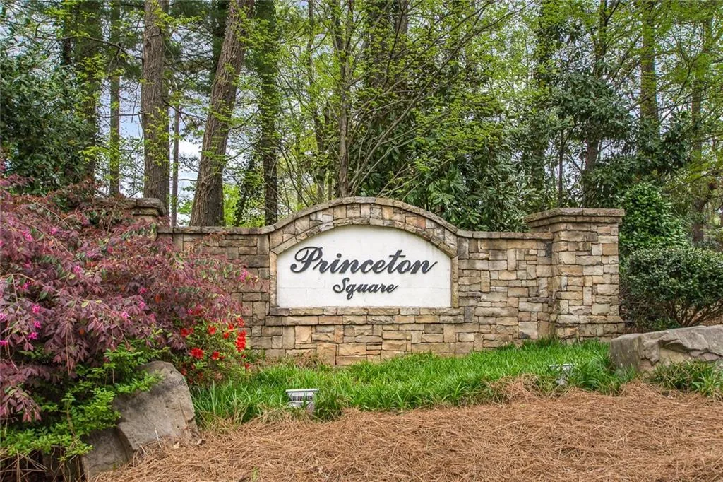 775 Old Campus Trail, Atlanta, Georgia 30328, 5 Bedrooms Bedrooms, ,3 BathroomsBathrooms,Residential,Sold,775 Old Campus Trail,6535276