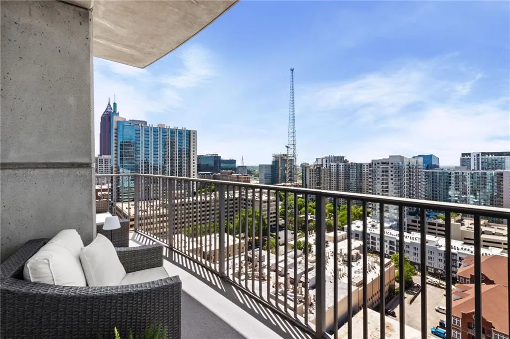 943 Peachtree Street Ne Unit 1910, Atlanta, Georgia 30309, 2 Bedrooms Bedrooms, ,2 BathroomsBathrooms,Residential,For Sale,943 Peachtree Street Ne Unit 1910,7631755