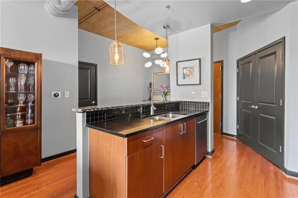 943 Peachtree Street Ne Unit 1910, Atlanta, Georgia 30309, 2 Bedrooms Bedrooms, ,2 BathroomsBathrooms,Residential,For Sale,943 Peachtree Street Ne Unit 1910,7631755