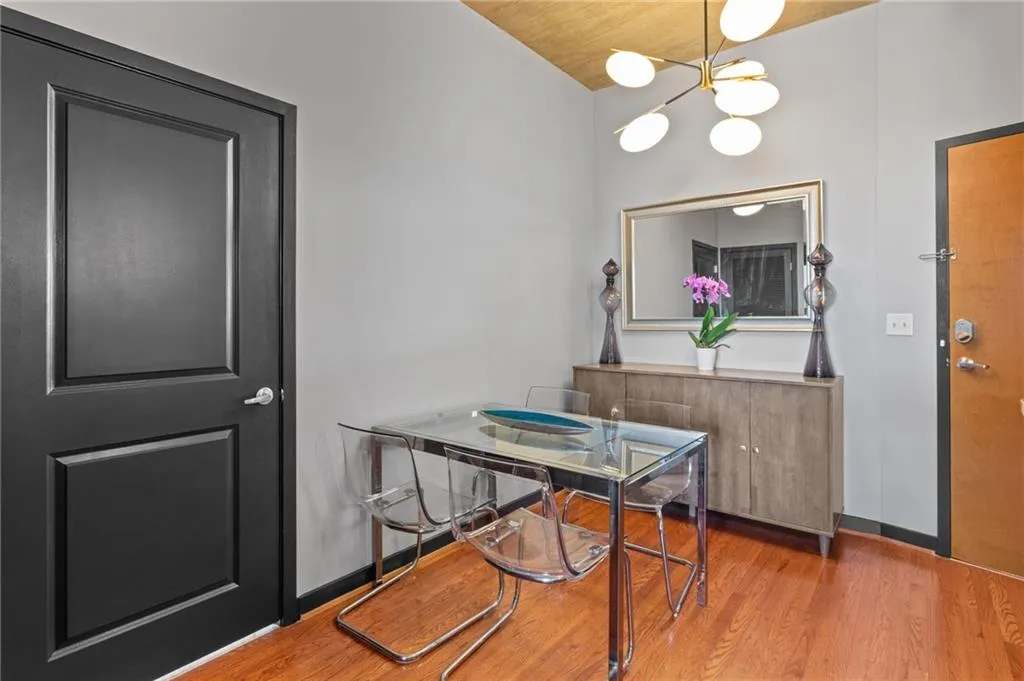 943 Peachtree Street Ne Unit 1910, Atlanta, Georgia 30309, 2 Bedrooms Bedrooms, ,2 BathroomsBathrooms,Residential,For Sale,943 Peachtree Street Ne Unit 1910,7631755
