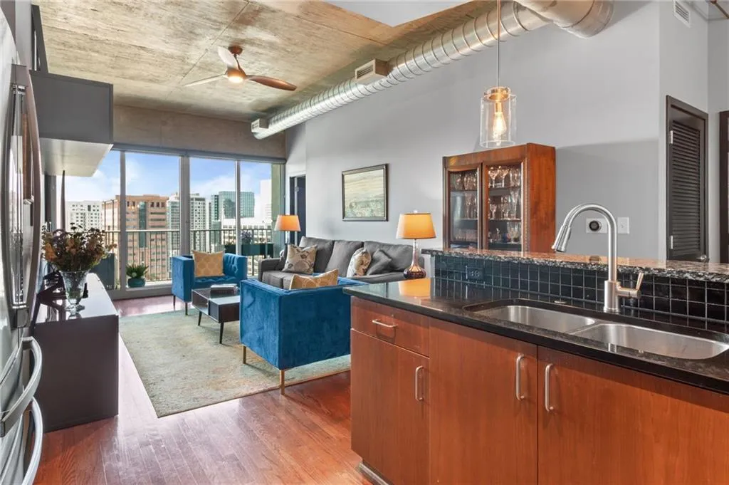 943 Peachtree Street Ne Unit 1910, Atlanta, Georgia 30309, 2 Bedrooms Bedrooms, ,2 BathroomsBathrooms,Residential,For Sale,943 Peachtree Street Ne Unit 1910,7631755