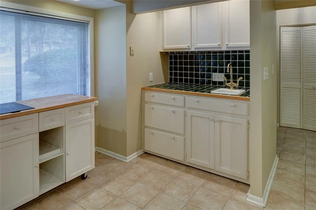 490 Sutters Point Unit 490`, Sandy Springs, Georgia 30328, 4 Bedrooms Bedrooms, ,4 BathroomsBathrooms,Residential,Sold,490 Sutters Point Unit 490`,5692842