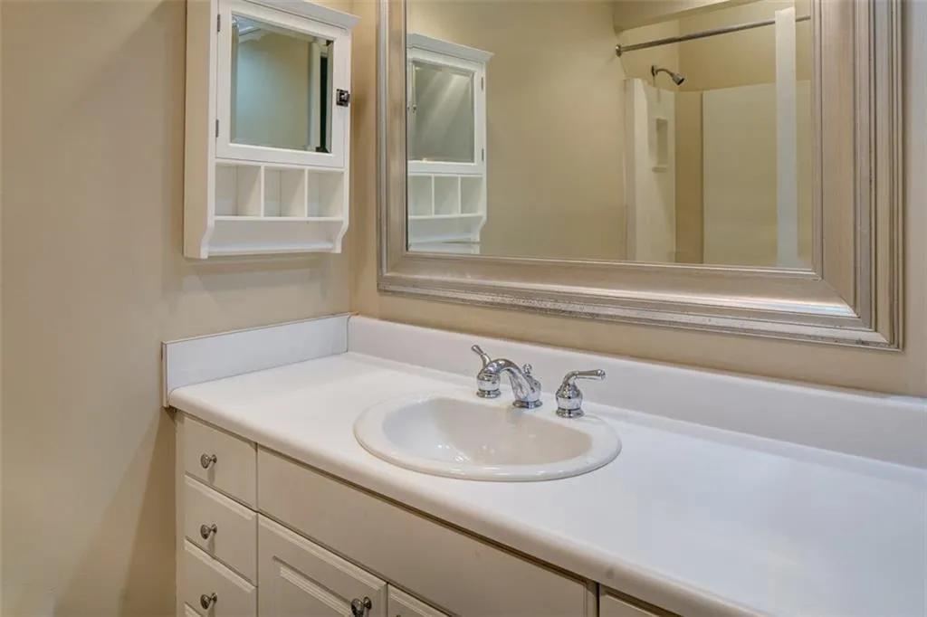 490 Sutters Point Unit 490`, Sandy Springs, Georgia 30328, 4 Bedrooms Bedrooms, ,4 BathroomsBathrooms,Residential,Sold,490 Sutters Point Unit 490`,5692842