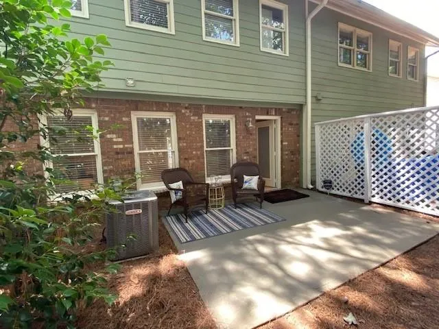 235 Peachtree Hollow Court Unit 235, Sandy Springs, Georgia 30328, 2 Bedrooms Bedrooms, ,2 BathroomsBathrooms,Residential,Sold,235 Peachtree Hollow Court Unit 235,6747983