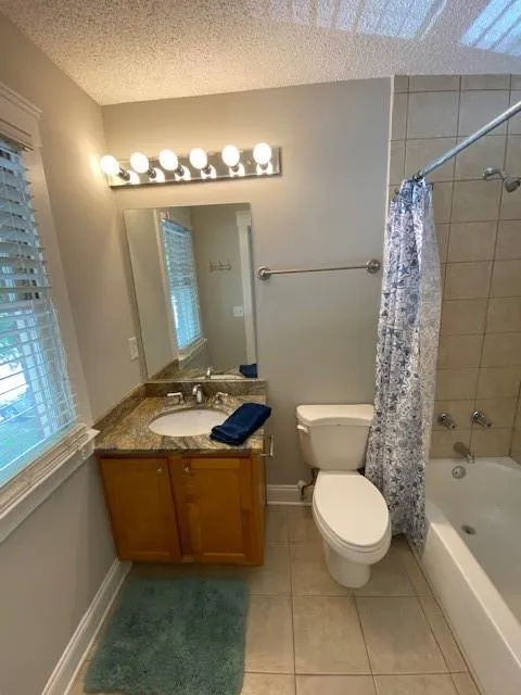 235 Peachtree Hollow Court Unit 235, Sandy Springs, Georgia 30328, 2 Bedrooms Bedrooms, ,2 BathroomsBathrooms,Residential,Sold,235 Peachtree Hollow Court Unit 235,6747983