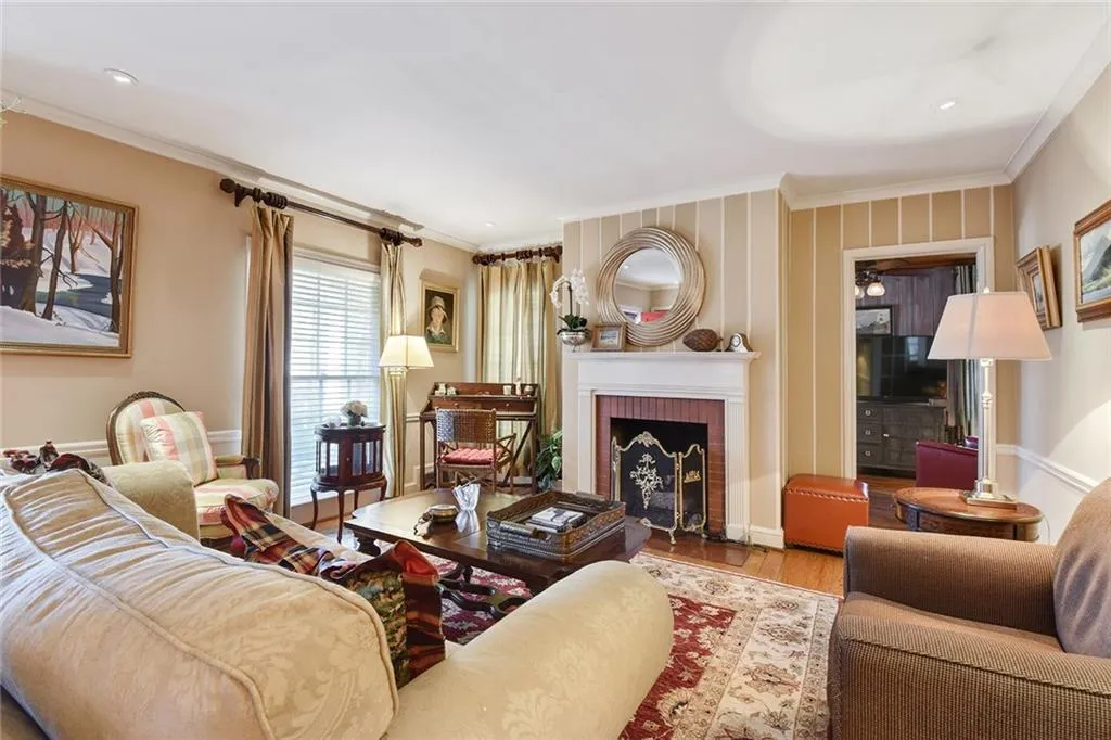 228 Alberta Drive Ne, Atlanta, Georgia 30305, 3 Bedrooms Bedrooms, ,2 BathroomsBathrooms,Residential,Sold,228 Alberta Drive Ne,5801111