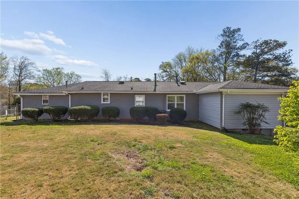 2411 Harvel Drive Nw, Atlanta, Georgia 30318, 3 Bedrooms Bedrooms, 0 ,3 BathroomsBathrooms,Residential,For Sale,2411 Harvel Drive Nw,7737683
