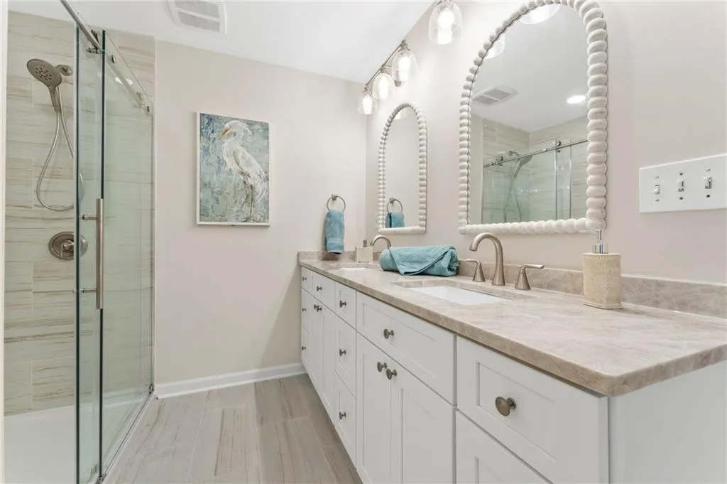 49 Basswood Circle, Atlanta, Georgia 30328, 4 Bedrooms Bedrooms, ,3 BathroomsBathrooms,Residential,For Sale,49 Basswood Circle,7705874