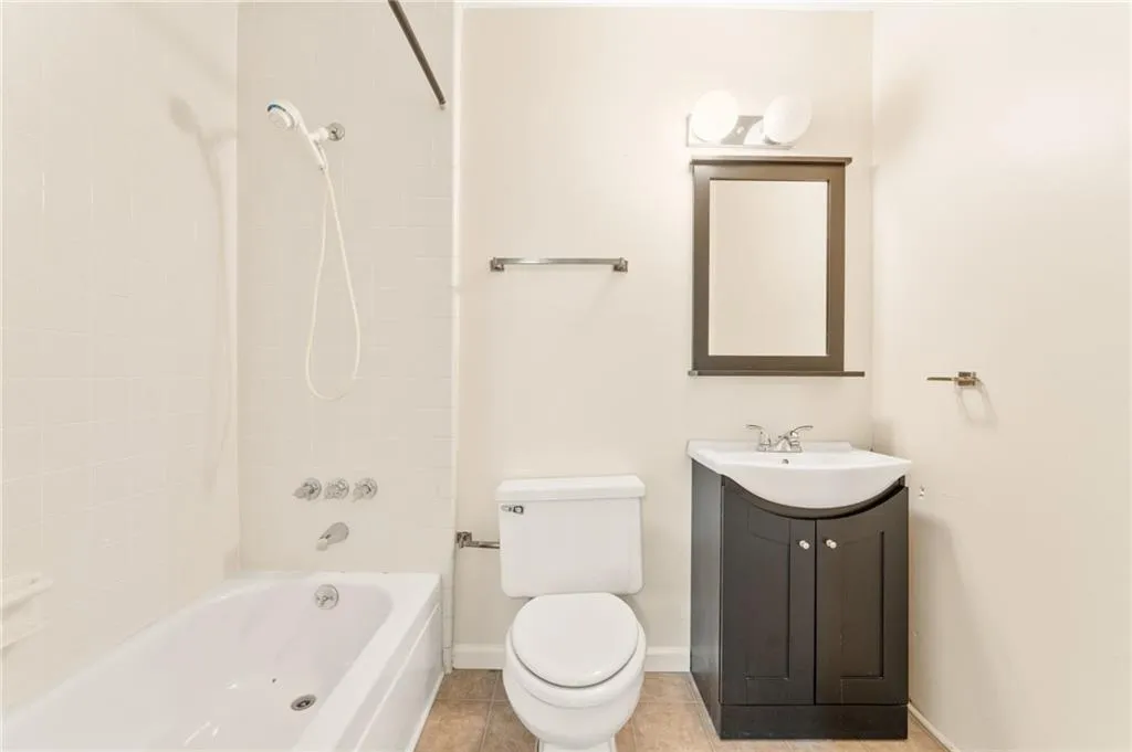 49 Basswood Circle, Atlanta, Georgia 30328, 4 Bedrooms Bedrooms, ,3 BathroomsBathrooms,Residential,For Sale,49 Basswood Circle,7705874