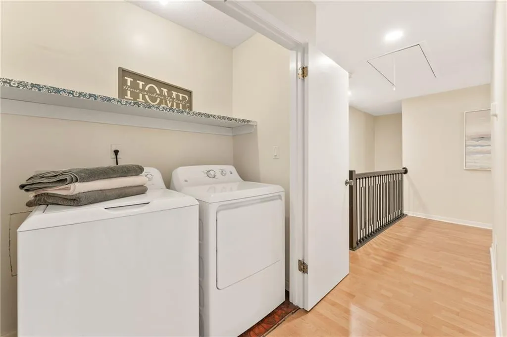 49 Basswood Circle, Atlanta, Georgia 30328, 4 Bedrooms Bedrooms, ,3 BathroomsBathrooms,Residential,For Sale,49 Basswood Circle,7705874