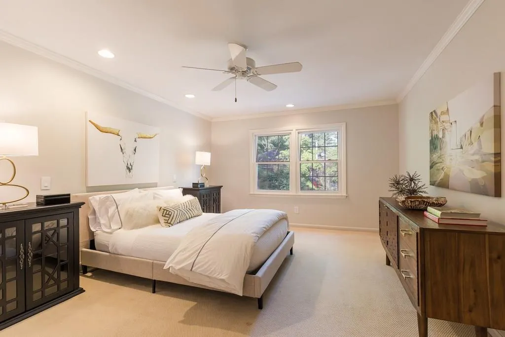 5241 Glenridge Drive, Atlanta, Georgia 30342, 3 Bedrooms Bedrooms, ,2 BathroomsBathrooms,Residential,Sold,5241 Glenridge Drive,6056216