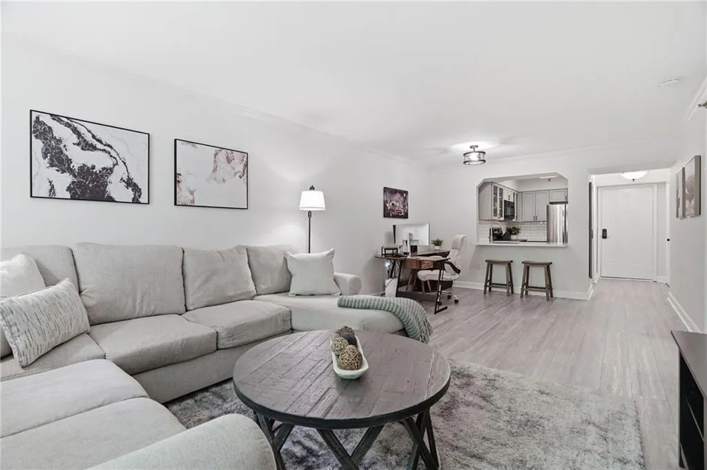 2870 Pharr Court South Nw Unit 207, Atlanta, Georgia 30305, 1 Bedroom Bedrooms, 0 ,1 BathroomBathrooms,Residential,For Sale,2870 Pharr Court South Nw Unit 207,7762316