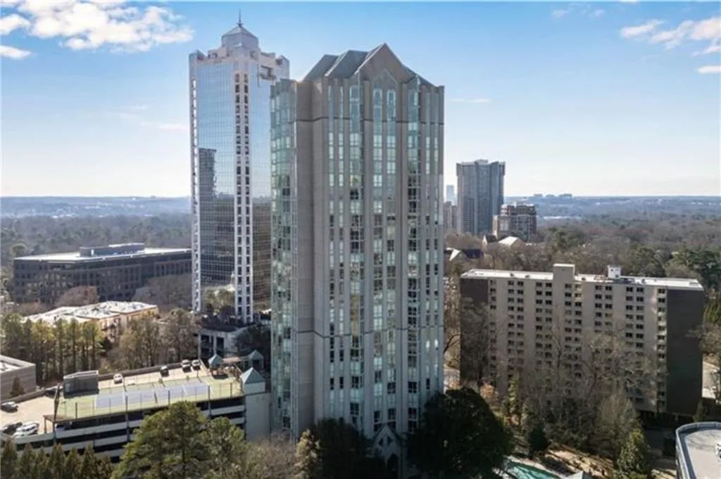 2870 Pharr Court South Nw Unit 207, Atlanta, Georgia 30305, 1 Bedroom Bedrooms, 0 ,1 BathroomBathrooms,Residential,For Sale,2870 Pharr Court South Nw Unit 207,7762316