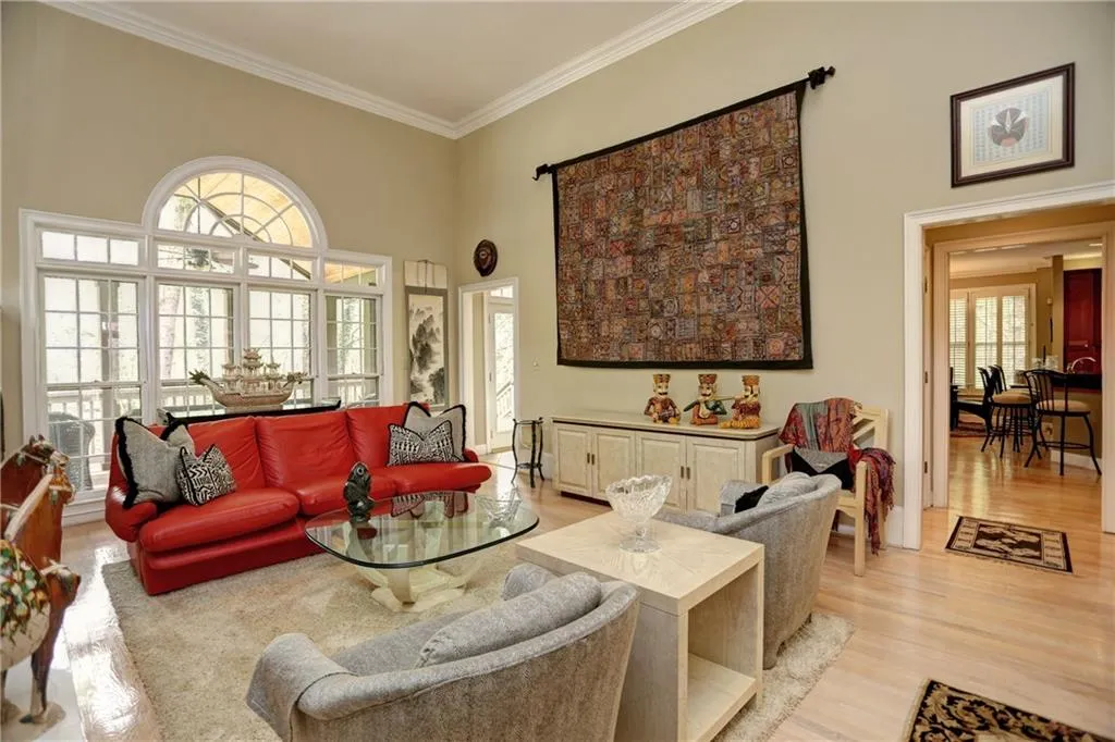 195 Ledgemont Court, Sandy Springs, Georgia 30342, 4 Bedrooms Bedrooms, ,4 BathroomsBathrooms,Residential,Sold,195 Ledgemont Court,5834641