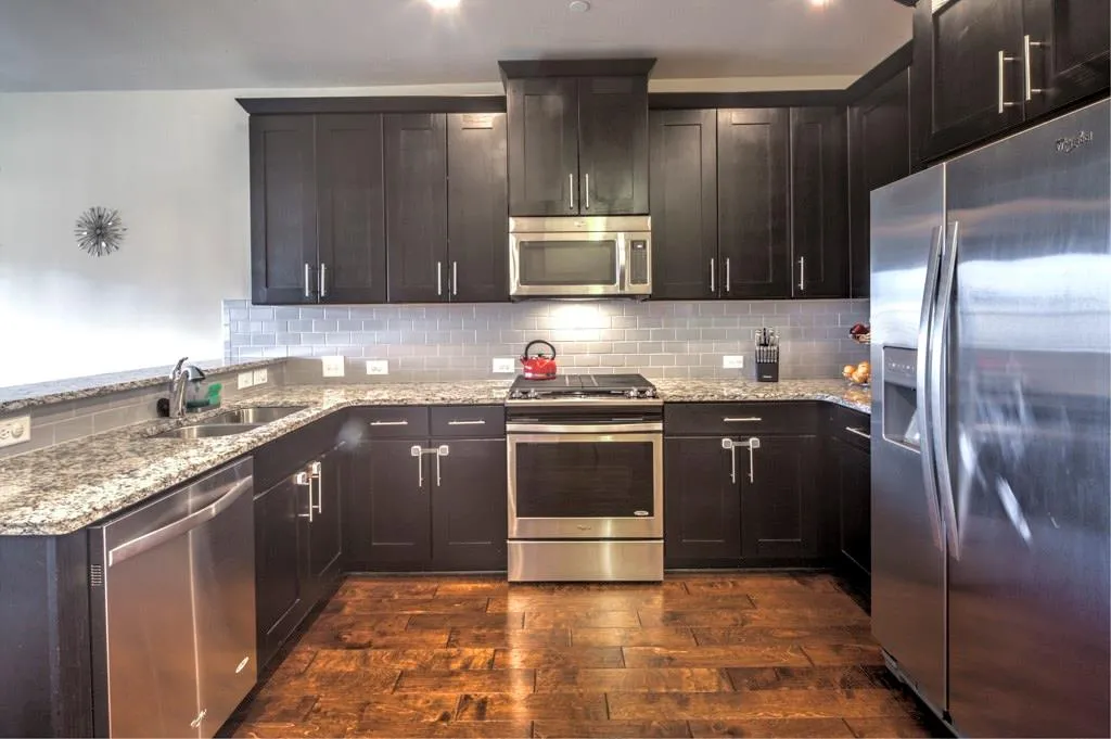 7510 Stoneridge Drive, Atlanta, Georgia 30328, 3 Bedrooms Bedrooms, ,3 BathroomsBathrooms,Residential,Sold,7510 Stoneridge Drive,5791298