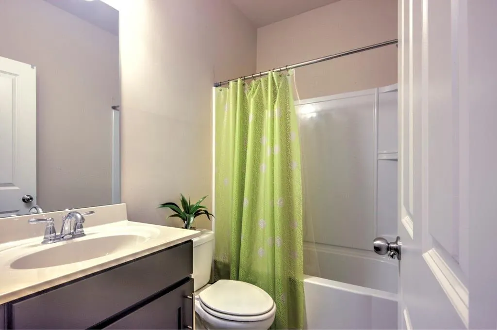 7510 Stoneridge Drive, Atlanta, Georgia 30328, 3 Bedrooms Bedrooms, ,3 BathroomsBathrooms,Residential,Sold,7510 Stoneridge Drive,5791298