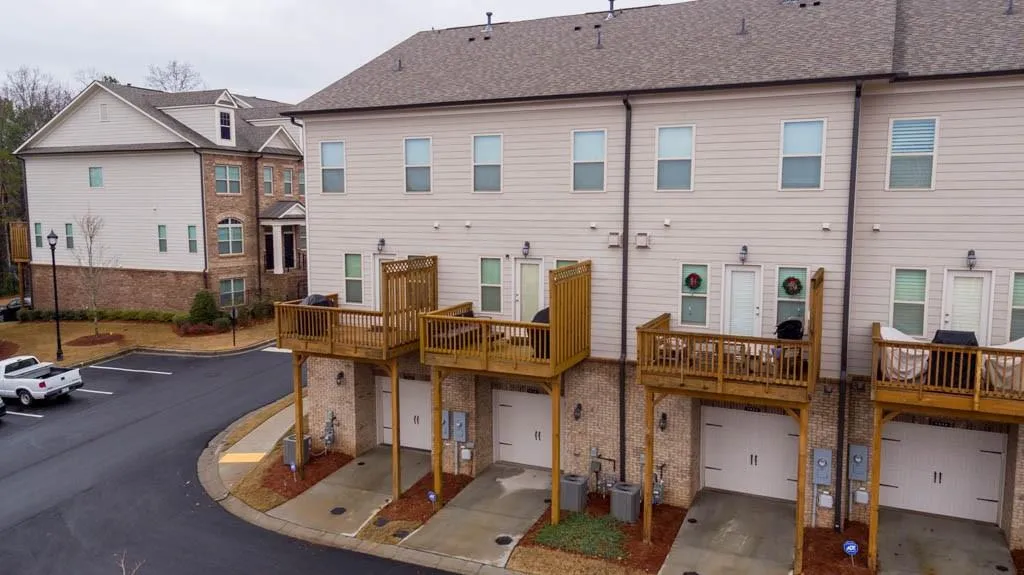 7510 Stoneridge Drive, Atlanta, Georgia 30328, 3 Bedrooms Bedrooms, ,3 BathroomsBathrooms,Residential,Sold,7510 Stoneridge Drive,5791298