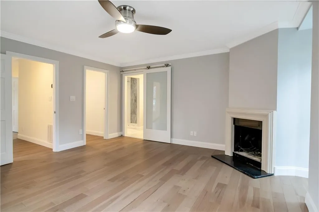 382 The Chace, Sandy Springs, Georgia 30328, 3 Bedrooms Bedrooms, ,3 BathroomsBathrooms,Residential,Sold,382 The Chace,6824449