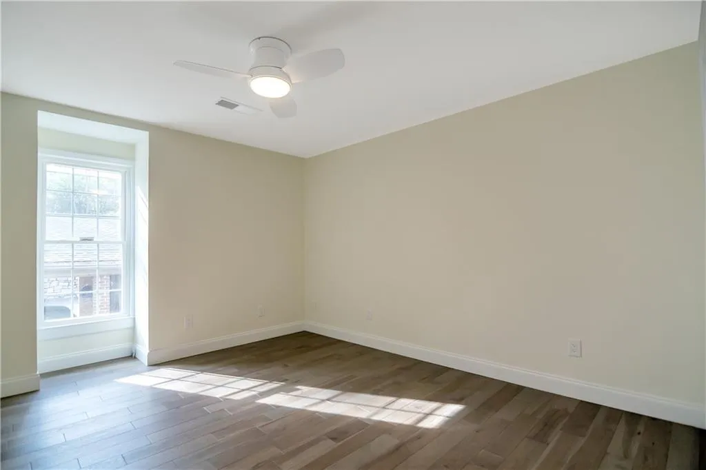 382 The Chace, Sandy Springs, Georgia 30328, 3 Bedrooms Bedrooms, ,3 BathroomsBathrooms,Residential,Sold,382 The Chace,6824449