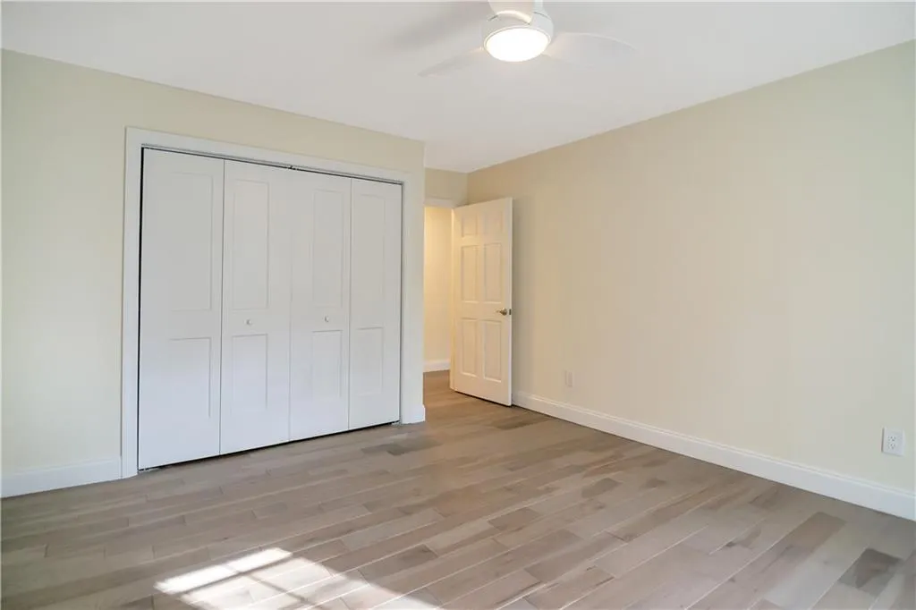 382 The Chace, Sandy Springs, Georgia 30328, 3 Bedrooms Bedrooms, ,3 BathroomsBathrooms,Residential,Sold,382 The Chace,6824449