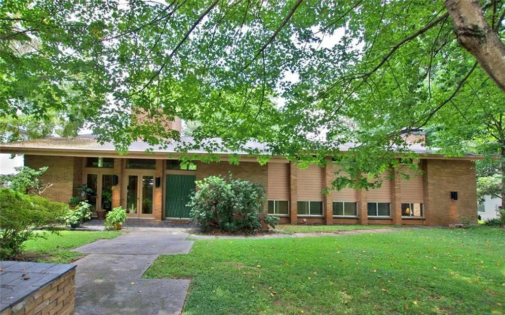 1671 Friar Tuck Road N, Atlanta, Georgia 30309, 4 Bedrooms Bedrooms, ,4 BathroomsBathrooms,Residential,Sold,1671 Friar Tuck Road N,5956923