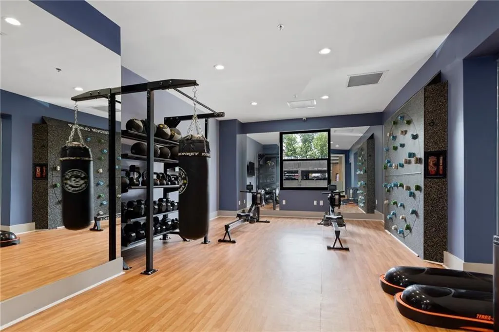 795 Hammond Drive Unit 2104, Atlanta, Georgia 30328, 1 Bedroom Bedrooms, ,1 BathroomBathrooms,Residential,Sold,795 Hammond Drive Unit 2104,7102893