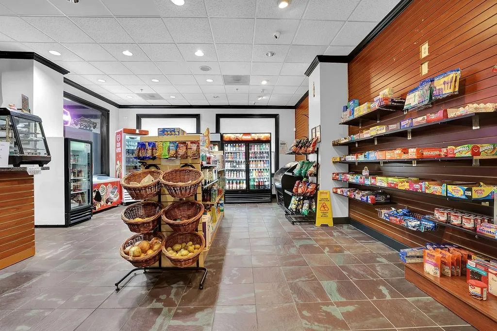 795 Hammond Drive Unit 2104, Atlanta, Georgia 30328, 1 Bedroom Bedrooms, ,1 BathroomBathrooms,Residential,Sold,795 Hammond Drive Unit 2104,7102893