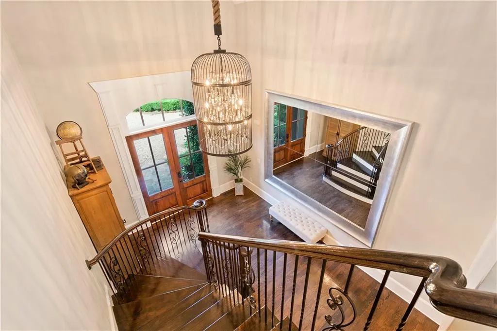 4848 Long Island Drive Ne, Atlanta, Georgia 30342, 5 Bedrooms Bedrooms, ,5 BathroomsBathrooms,Residential,Sold,4848 Long Island Drive Ne,6575449