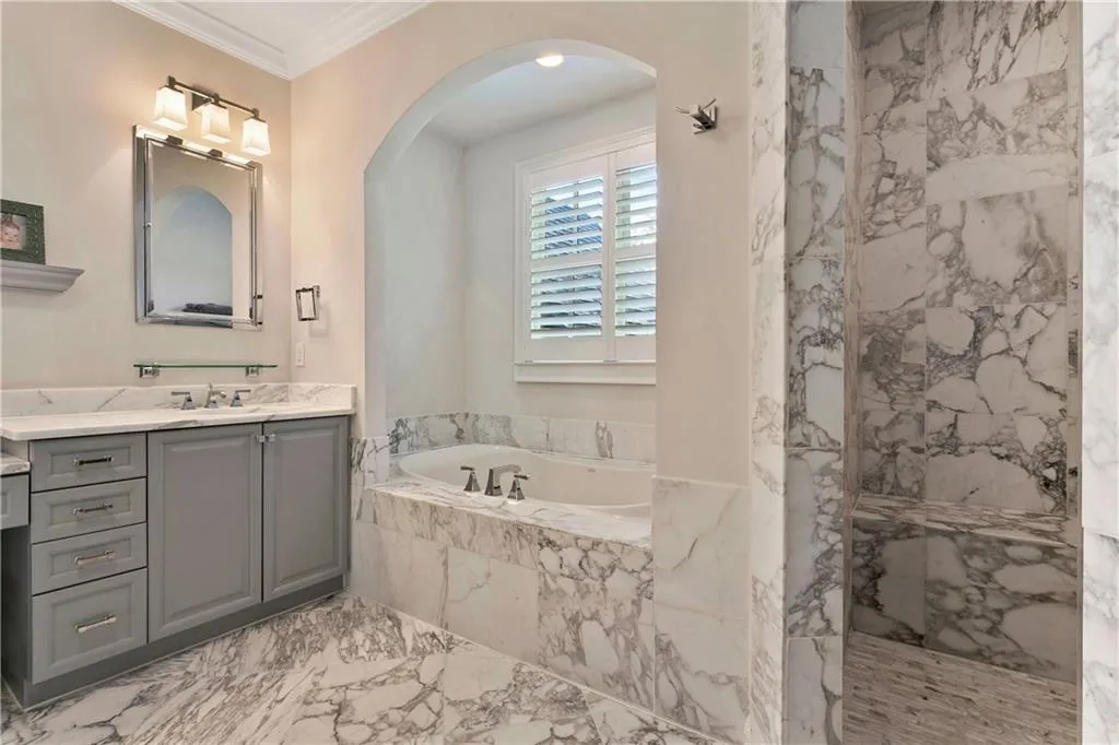 4848 Long Island Drive Ne, Atlanta, Georgia 30342, 5 Bedrooms Bedrooms, ,5 BathroomsBathrooms,Residential,Sold,4848 Long Island Drive Ne,6575449