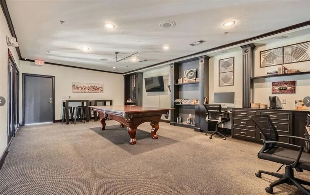 3777 Peachtree Road Ne Unit 1313, Brookhaven, Georgia 30319, 2 Bedrooms Bedrooms, ,1 BathroomBathrooms,Residential,For Sale,3777 Peachtree Road Ne Unit 1313,7591253