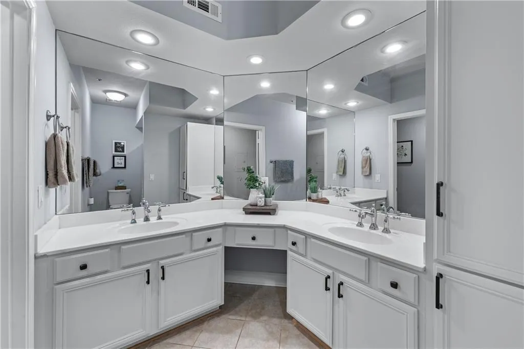 Double Vanity Large Primary Bath
