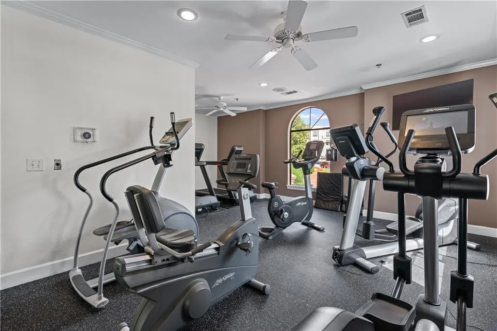 3777 Peachtree Road Ne Unit 1313, Brookhaven, Georgia 30319, 2 Bedrooms Bedrooms, ,1 BathroomBathrooms,Residential,For Sale,3777 Peachtree Road Ne Unit 1313,7591253