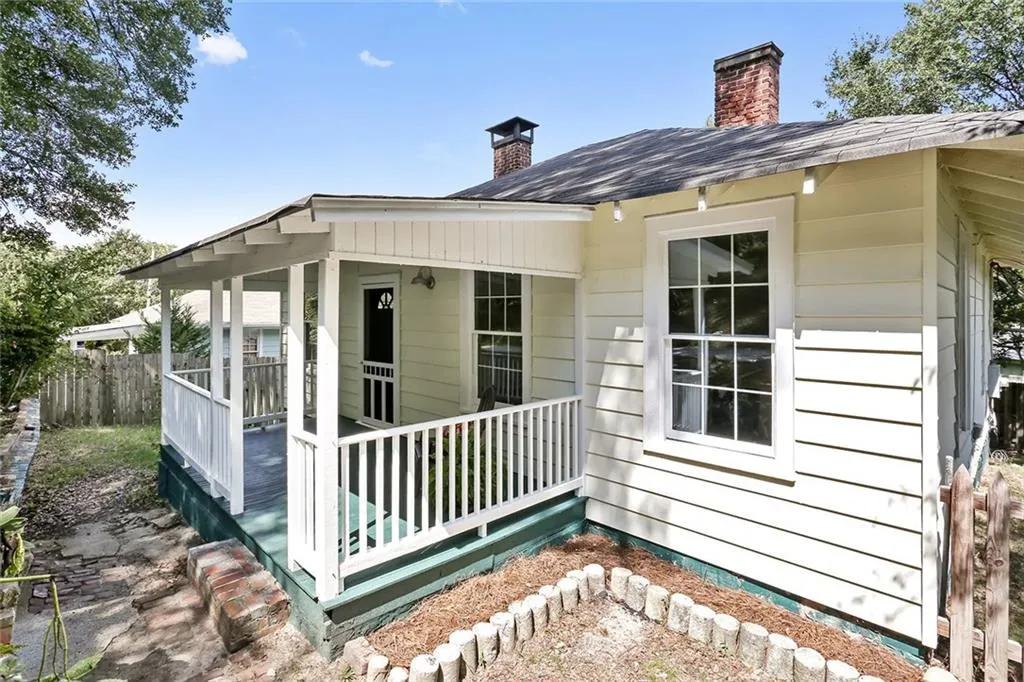 2887 Parrott Avenue Nw, Atlanta, Georgia 30318, 2 Bedrooms Bedrooms, ,1 BathroomBathrooms,Residential,Sold,2887 Parrott Avenue Nw,5742511